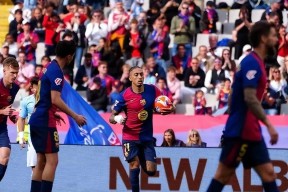 包含德罗巴在塞尔维亚队比赛中刷新纪录，险胜引发热议！观众掌声雷动的词条-中国九游体育