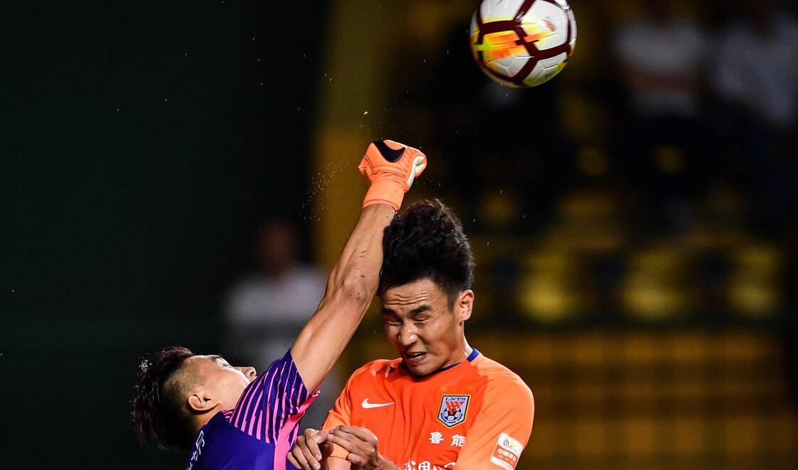 Rookie重要时刻出色防守，西班牙队带队取胜！引发球迷热议(概率为0的事件与任何事件)