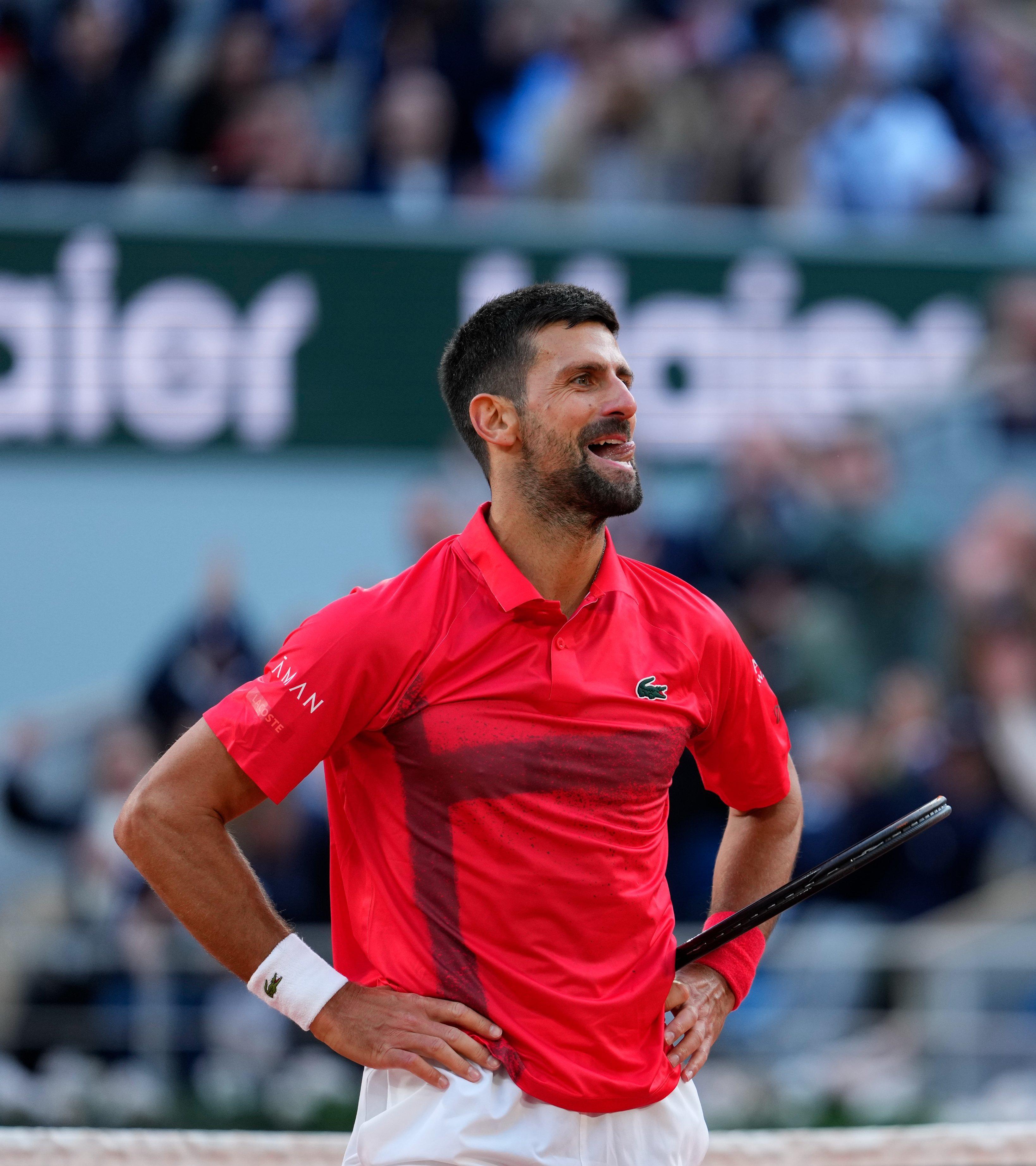 爆冷首场状态出色,热火观众沸腾!,德约科维奇重返赛场赢得满堂喝彩(德约科维奇壁纸) 爆冷首场状态出色,热火观众沸腾!,德约科维奇重返赛场赢得满堂喝彩(德约科维奇壁纸)