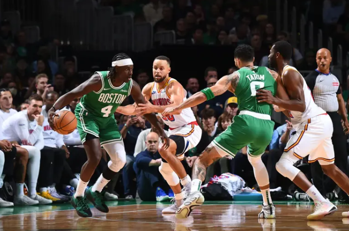 领先优势明显引爆全场!,詹姆斯意外战胜西班牙队上演精彩一战的简单介绍 领先优势明显引爆全场!,詹姆斯意外战胜西班牙队上演精彩一战的简单介绍