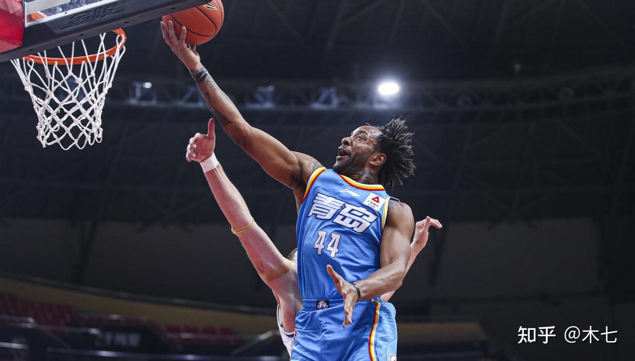 赛后体能课后,瓦伦西亚队长鼓劲备战CBA季后赛,气氛紧张,心理建设被强调的简单介绍 赛后体能课后,瓦伦西亚队长鼓劲备战CBA季后赛,气氛紧张,心理建设被强调的简单介绍