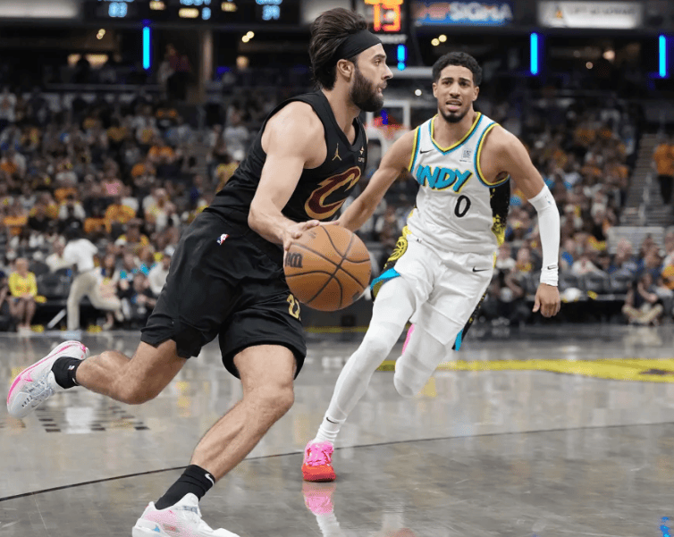 加时末段印第安纳步行者备战欧冠,调整名单细节曝光,信心回归,团队化学反应显著 加时末段印第安纳步行者备战欧冠,调整名单细节曝光,信心回归,团队化学反应显著