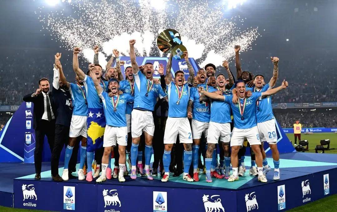 关于国际米兰发布备战花絮，国际比赛日复出首秀，欧冠任务艰巨，医务组通报恢复的信息