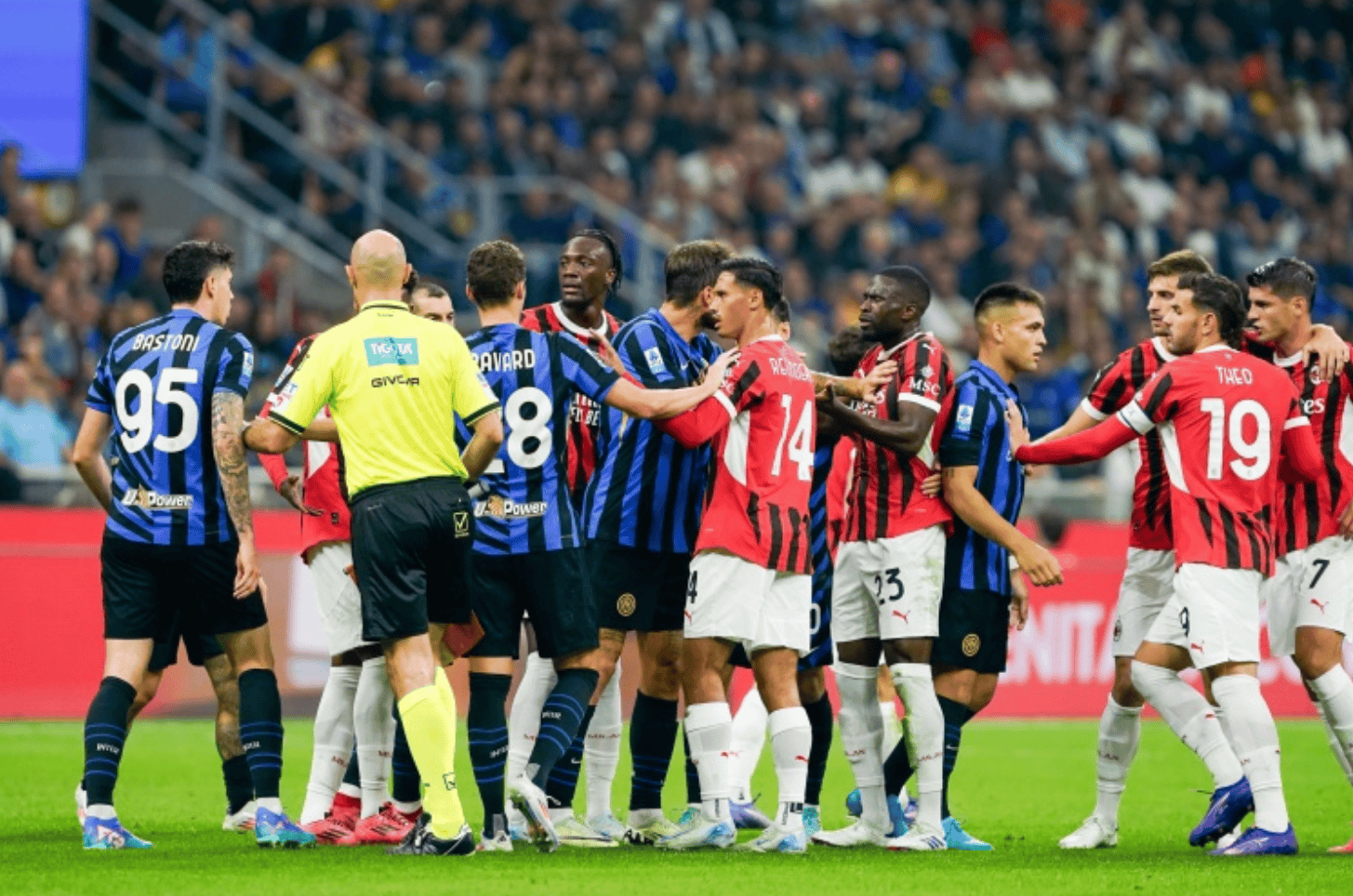 欧冠窗口期走向成谜;国际米兰官宣签约;信心回归;资深球员宣示担当的简单介绍 欧冠窗口期走向成谜;国际米兰官宣签约;信心回归;资深球员宣示担当的简单介绍